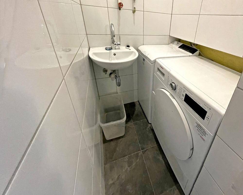 Artist Apartment Вильнюс Экстерьер фото
